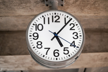 Giant old clock hang from Ceiling