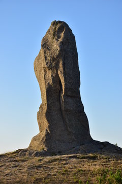 Altopiano dell' Argimusco - Montalbano Elicona- Sicilia Mionti Peloritani . Le pietre possiedono particolari forme, antropomorfe e zoomorfe