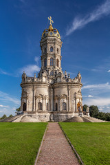 Fototapeta na wymiar The Temple of the Sign of the Mother of God in Dubrovitsy, Russia, Moscow region