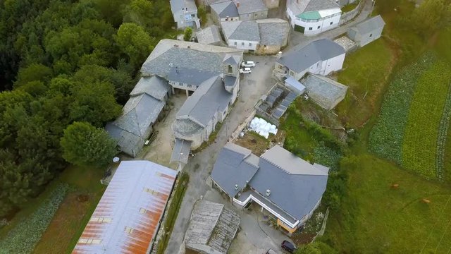 MOUNTAIN BUILDINGS IN LIVESTOCK REGION. WAY OF SAINT JAMES.CAMINO DE SANTIAGO .CAUREL