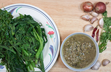 Fried mackarel with shrimp-paste sauce