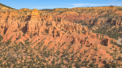 AERIAL: Stunning red rock hoodoos and sandstone cliffs in Bryce Canyon NP, Utah