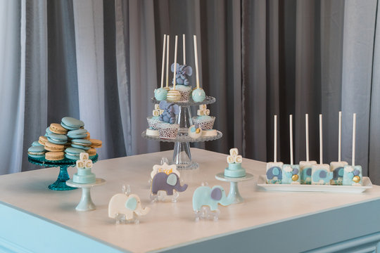 sweet table decor for babyshower