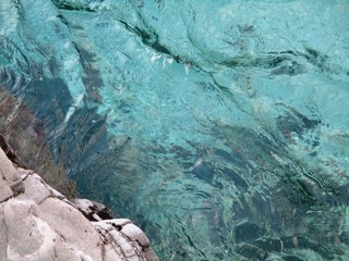 kristallklares Wasser 