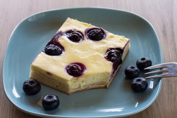 Käsekuchen mit Heidelbeeren