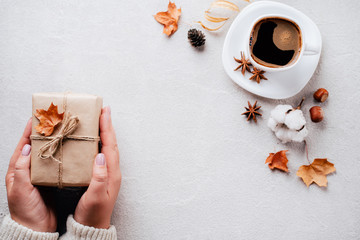 Autumn holidays, family celebration, thanksgiving day, home weekend concept. Woman hands holding...