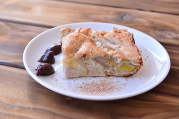 piece of apple pie on a plate