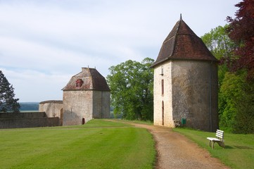 Fototapeta na wymiar Château de Ray sur Saône et Haute-Saône