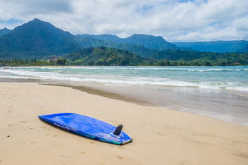 Kauai Hanalei Bay surfer's Paradise of Hawaii