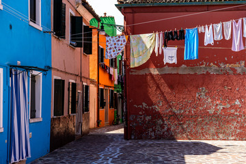 Fototapeta na wymiar Colourful street in Burano