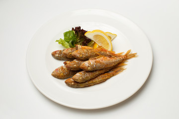 Grilled goat fish with lemon