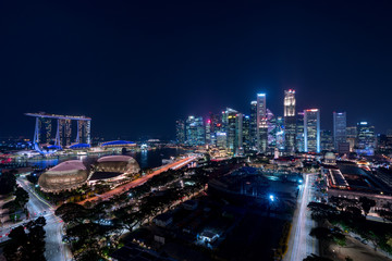 Fototapeta premium Singapore Skyline at magic hour