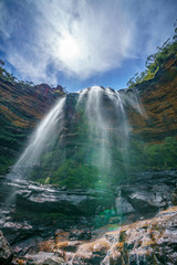 Fototapeta na wymiar sun over wentworth falls, blue mountains national park, australia 10