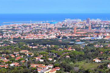 livorno italy harbor with cruise ships