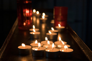 Kerzenlicht im Dunkel 2