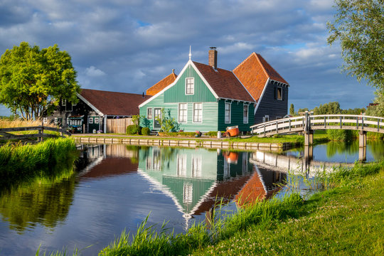 Traditional Wooden Haus, Zaanse Schans, Zaandam, Netehrlands