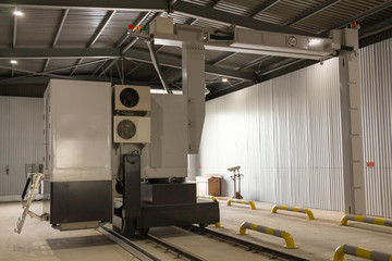 Cargo vehicle scanner, safely screen of vehicles