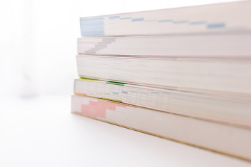 積み重ねた参考書