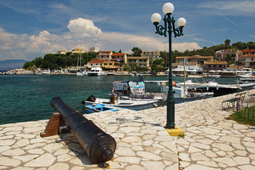 Der Hafen von Kassiopi auf Korfu - Griechenland