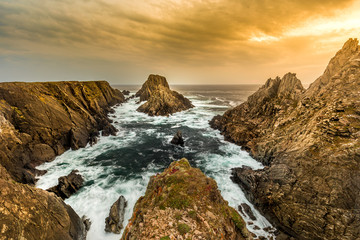 Obraz premium rocks in sea