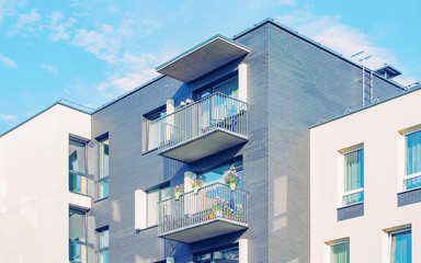 Obraz na płótnie Canvas EU Detail of new apartment buildings with balconies