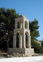 Fototapeta na wymiar Glockenturm am Agios Ioannis auf Kos