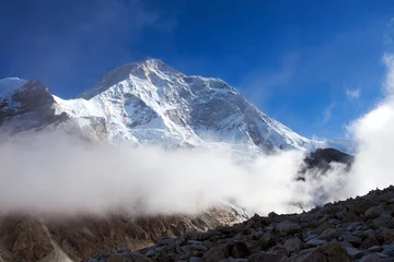 Lichtdoorlatende rolgordijnen Makalu Mount Makalu with clouds, Nepal Himalayas mountains
