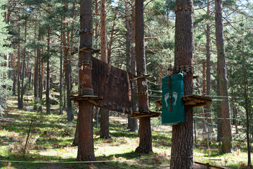 High wire extreme park in woods