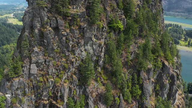 Beacon Rock, an 848-foot (258 m) basalt volcanic plug on the north shore of the Columbia River 32 miles (51 km) east of Vancouver. It was named by Lewis and Clark in 1805.  