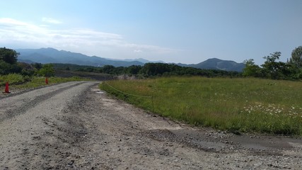 緑 山 道 自然 空 道路