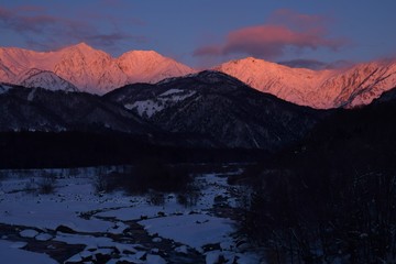 Fototapeta na wymiar Winter morning scenery in Hakuba village, Japan