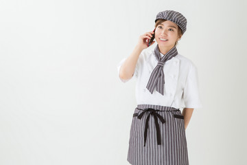 コックコートを着た女性