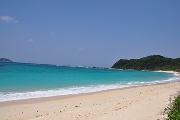 Fototapeta na wymiar 奄美大島の美しい海
