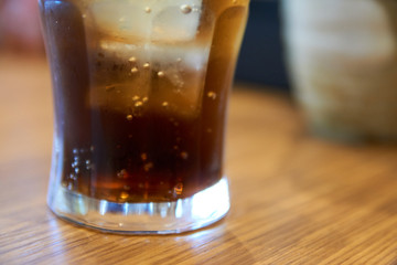 コーラ・炭酸飲料・氷