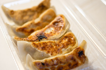 焼き餃子