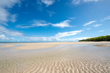 ニューカレドニア、グランドテール島、ブーライユ、ポエビーチ