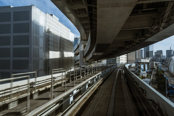 Obraz premium Cityscape from monorail sky train in Tokyo