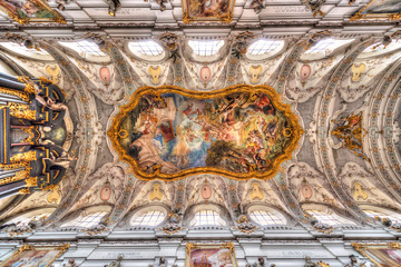 Deckengewölbe des Klosters Sankt Emmerim in Regensburg