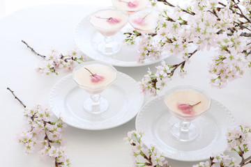 桜ムースと桜の花