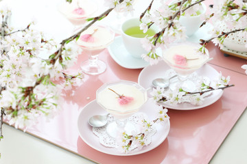 桜ムースと桜の花