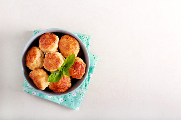 Turkey fillet meatballs with basil leaf