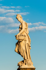 Obraz premium Statue du Ponte Santa Trinita