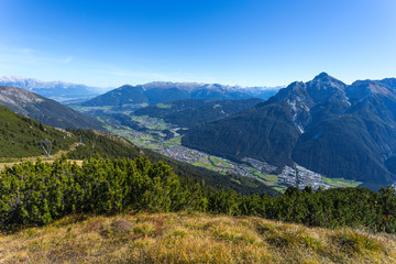Obraz premium Hiking at the Kreuzjoch in the Stubaital in Austria