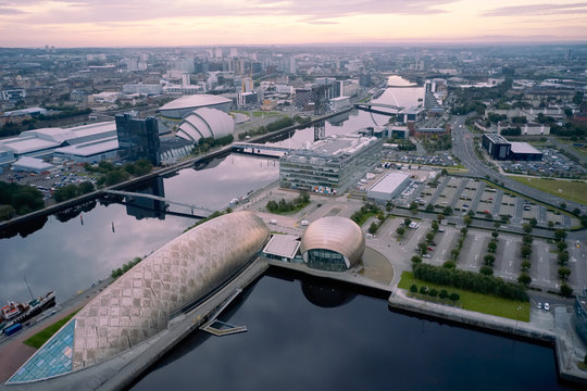 25 Beste Glasgow Science Centre Bilder Stock Fotos Vektorgrafiken Adobe Stock