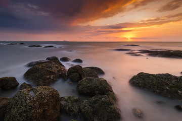 Fototapeta na wymiar Sunset at the sea, Rayong, Thailand