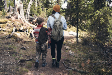Fototapeta premium two people hiking