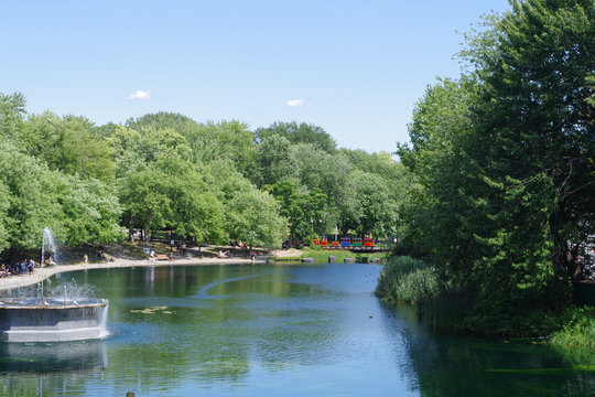 Montr&eacute;al, le parc Lafontaine