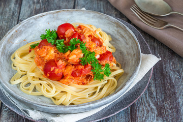 Chilli crab and cherry tomato linguine pasta