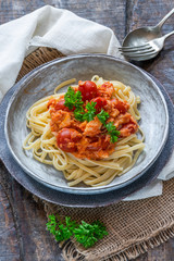 Chilli crab and cherry tomato linguine pasta