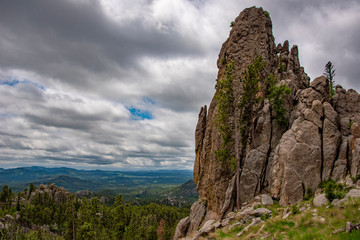 Fototapeta na wymiar Mountain rock overlooking valley